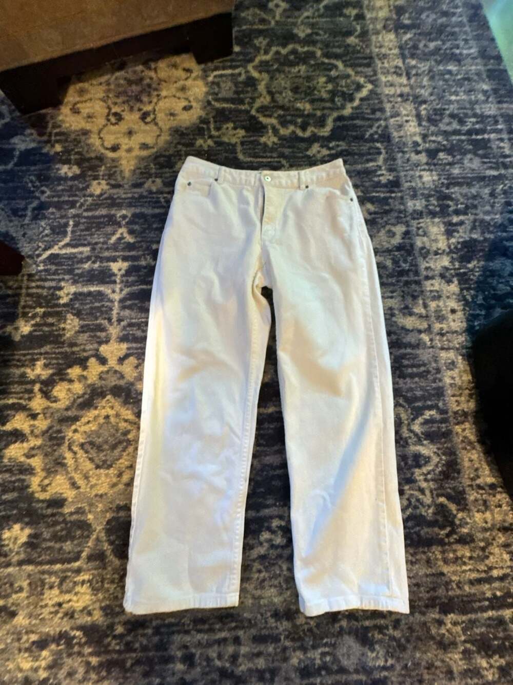 Liz Claiborne Womens White Straight Leg Petite Jeans